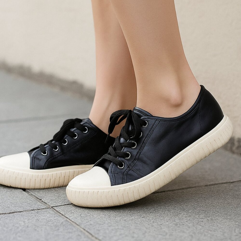 Eileen Fisher Black Leather Tennis Shoes Sneakers